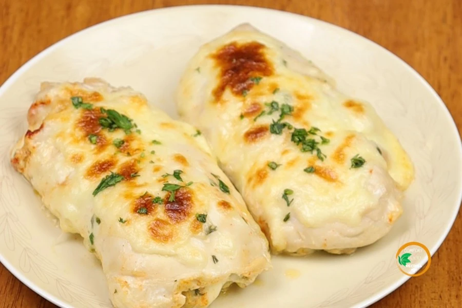 Gourmet Stuffed Chicken Breast with Mushrooms & Cheese comfort food recipes.jpg Gourmet Stuffed Chicken Breast with Mushrooms & Cheese comfort food recipes in comfortfoodrecipes.net by chef zak